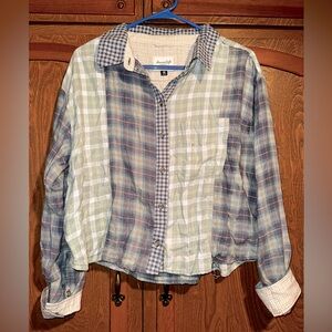 AE Cropped Lightweight Flannel